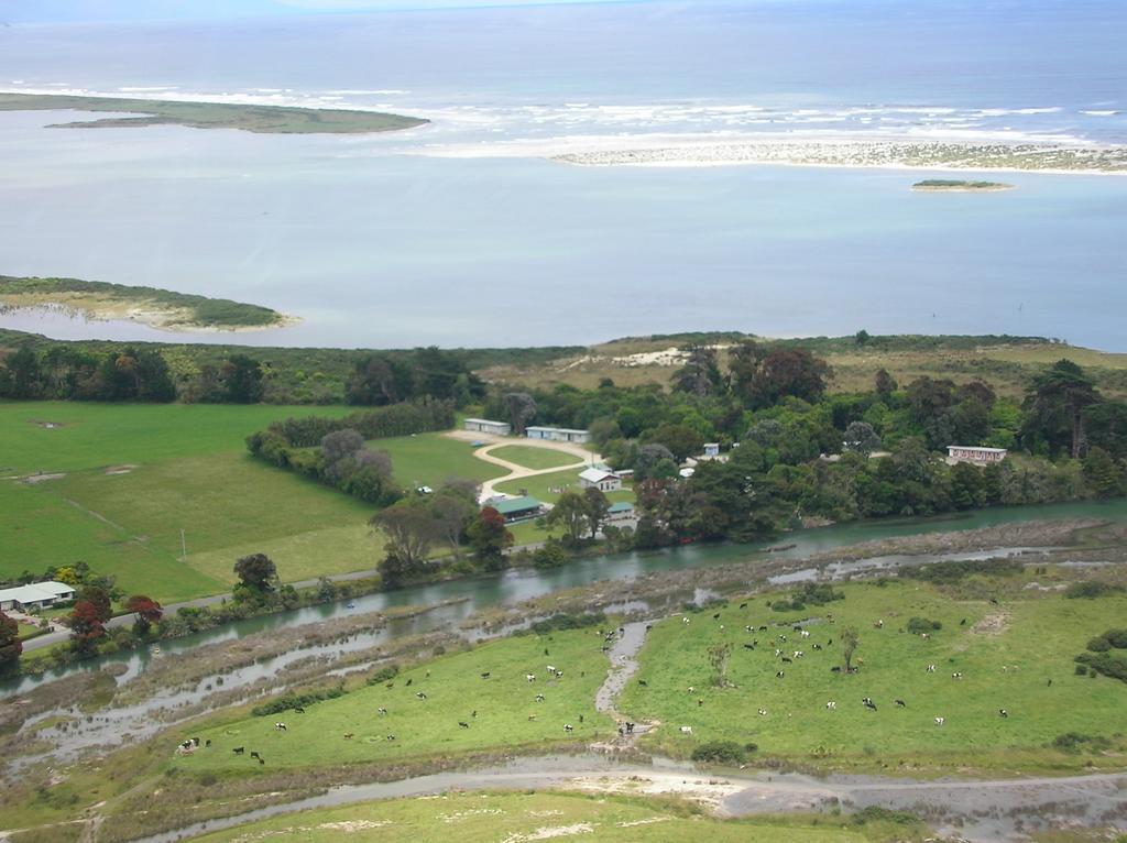Karamea Holiday Park Exteriör bild